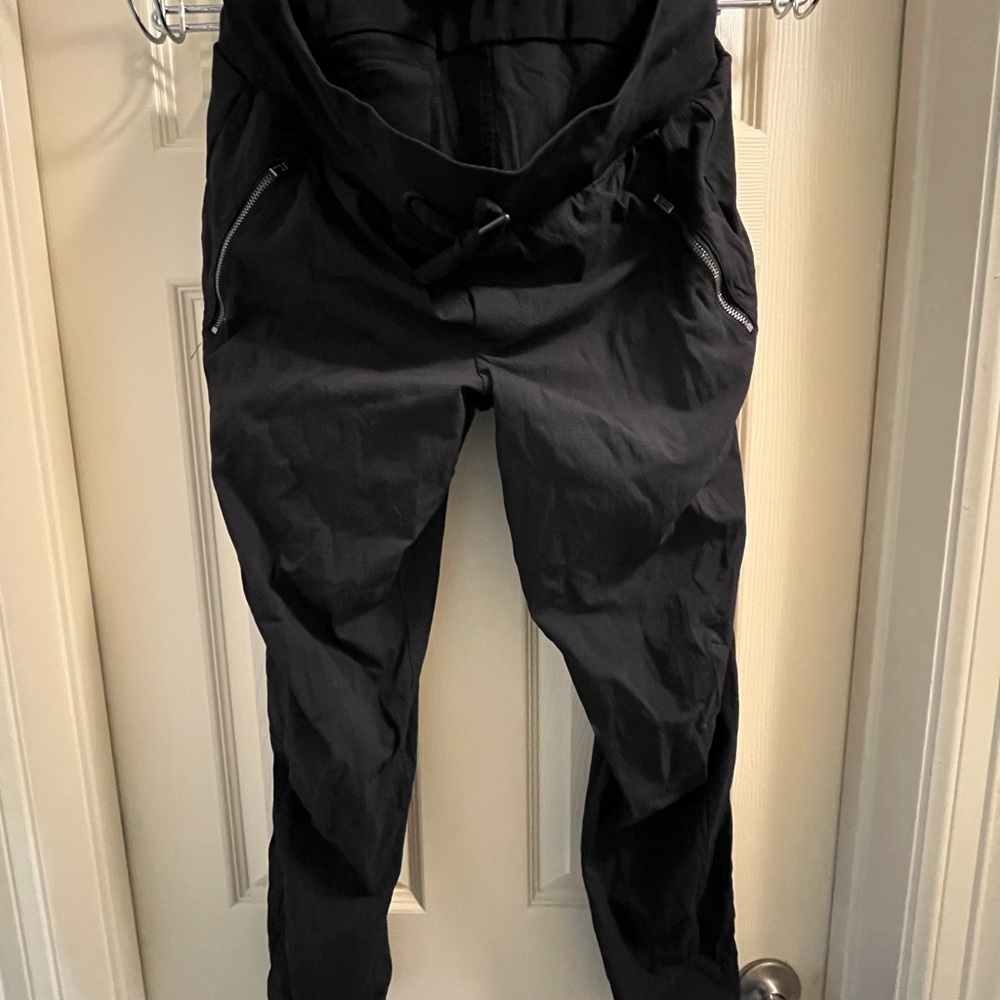 Athleta Black Trekkie North Jogger